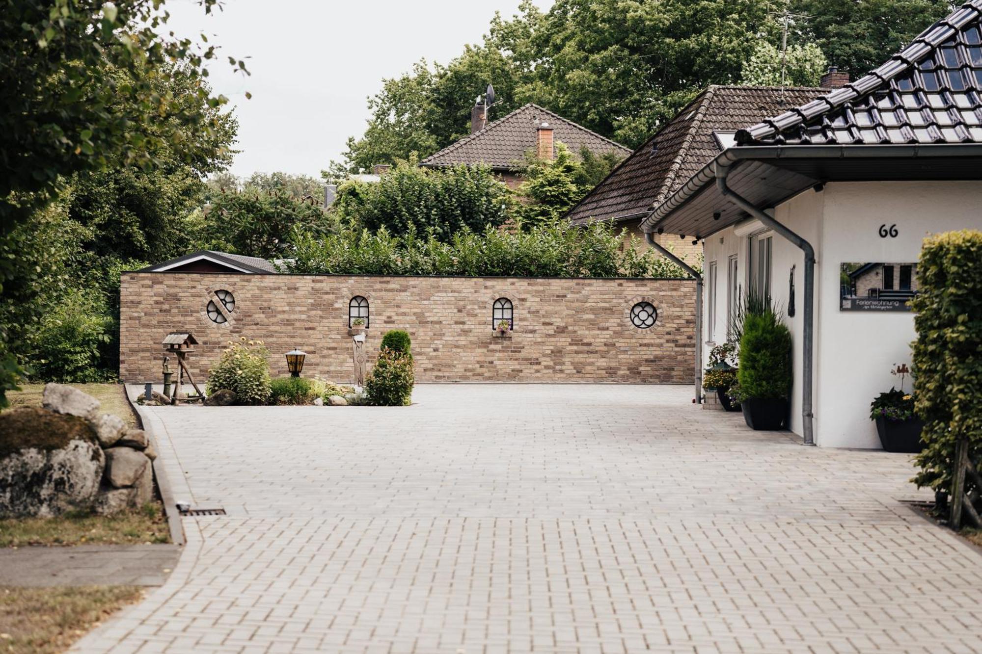 Ferienwohnungen Am Heidegarten Шнефердинген Экстерьер фото